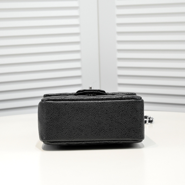 シャネルバッグ内部構造